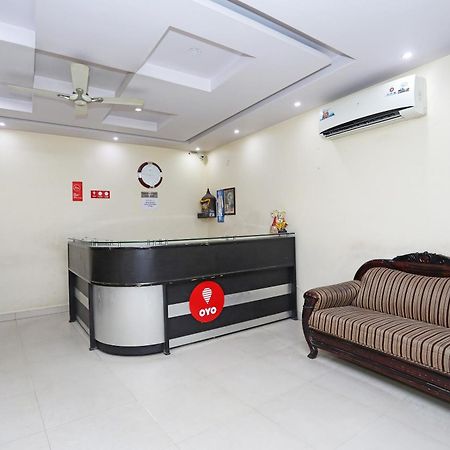 Hotel O Mahipalpur Inn ニューデリー エクステリア 写真
