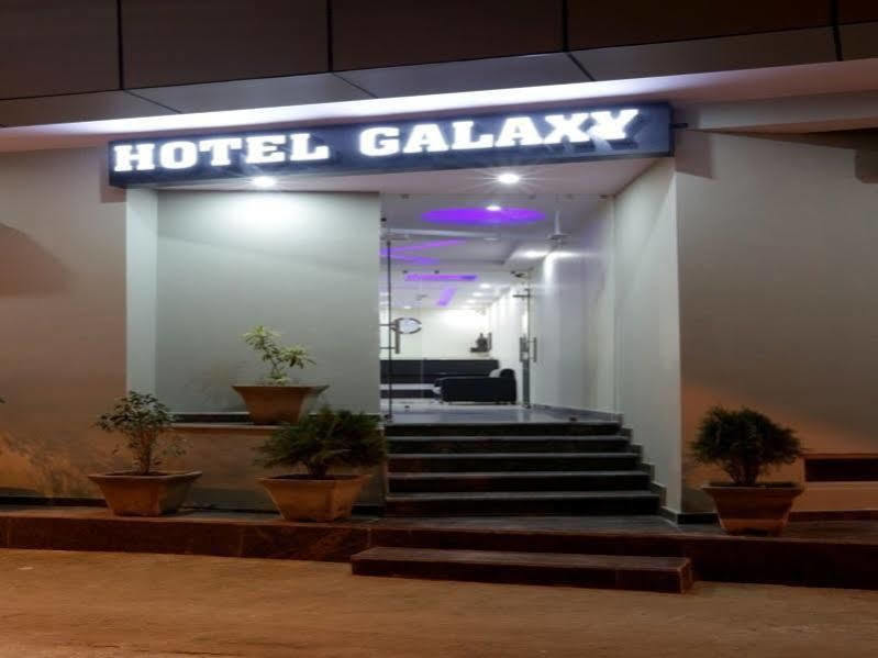 Hotel O Mahipalpur Inn ニューデリー エクステリア 写真